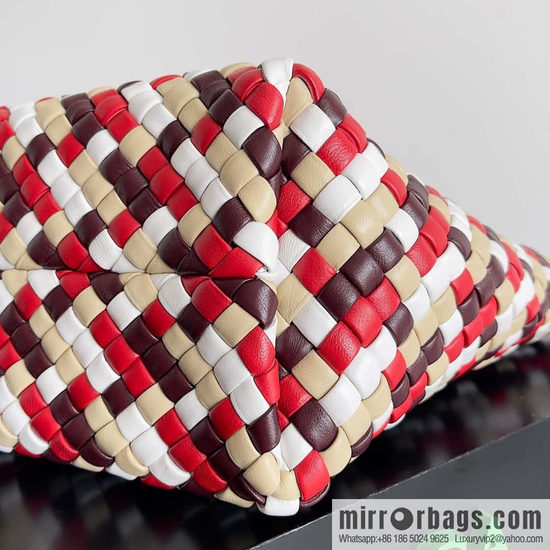 B new Cabat medium shopping bag Macaron color matching cabat basket model number: 730315