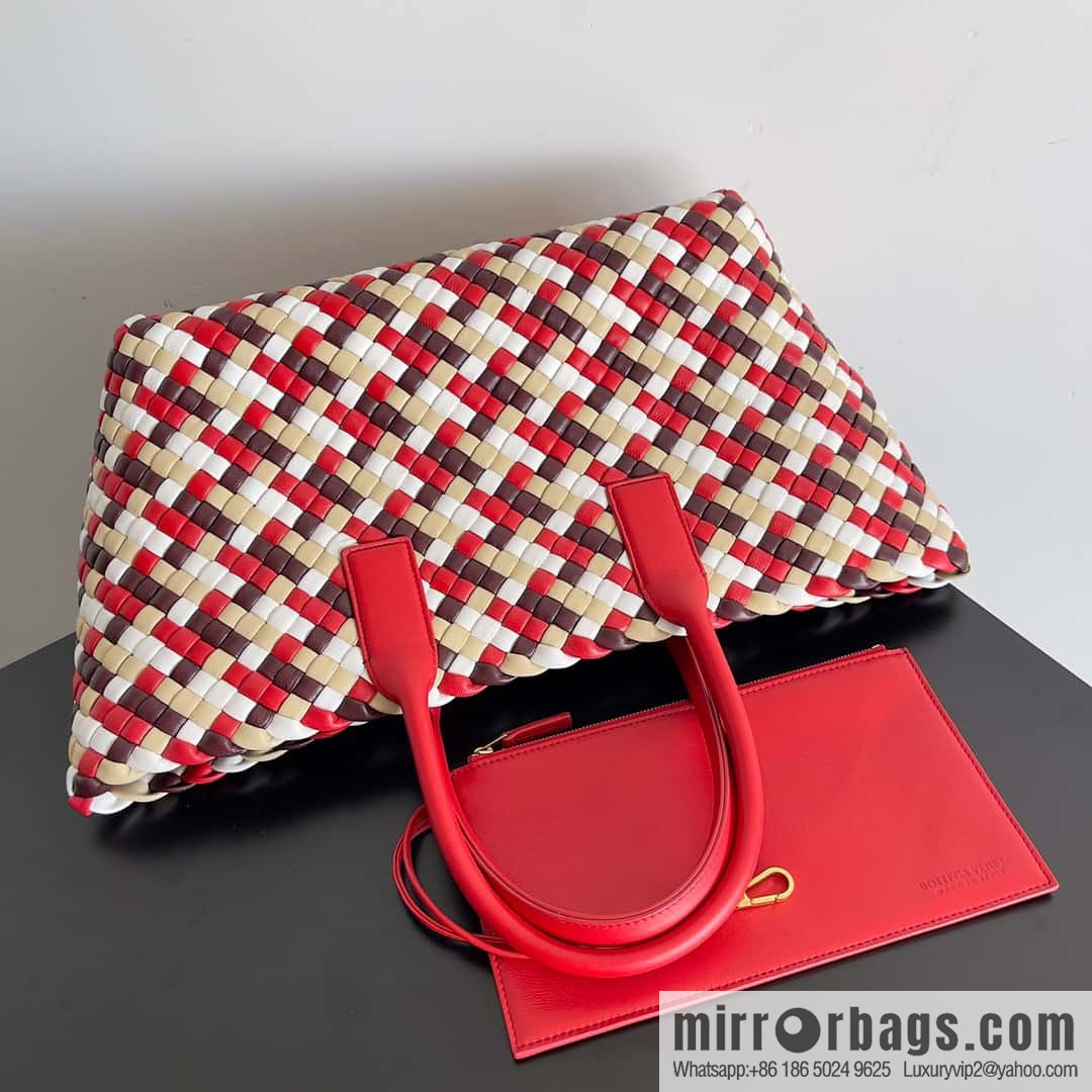 B new Cabat medium shopping bag Macaron color matching cabat basket model number: 730315