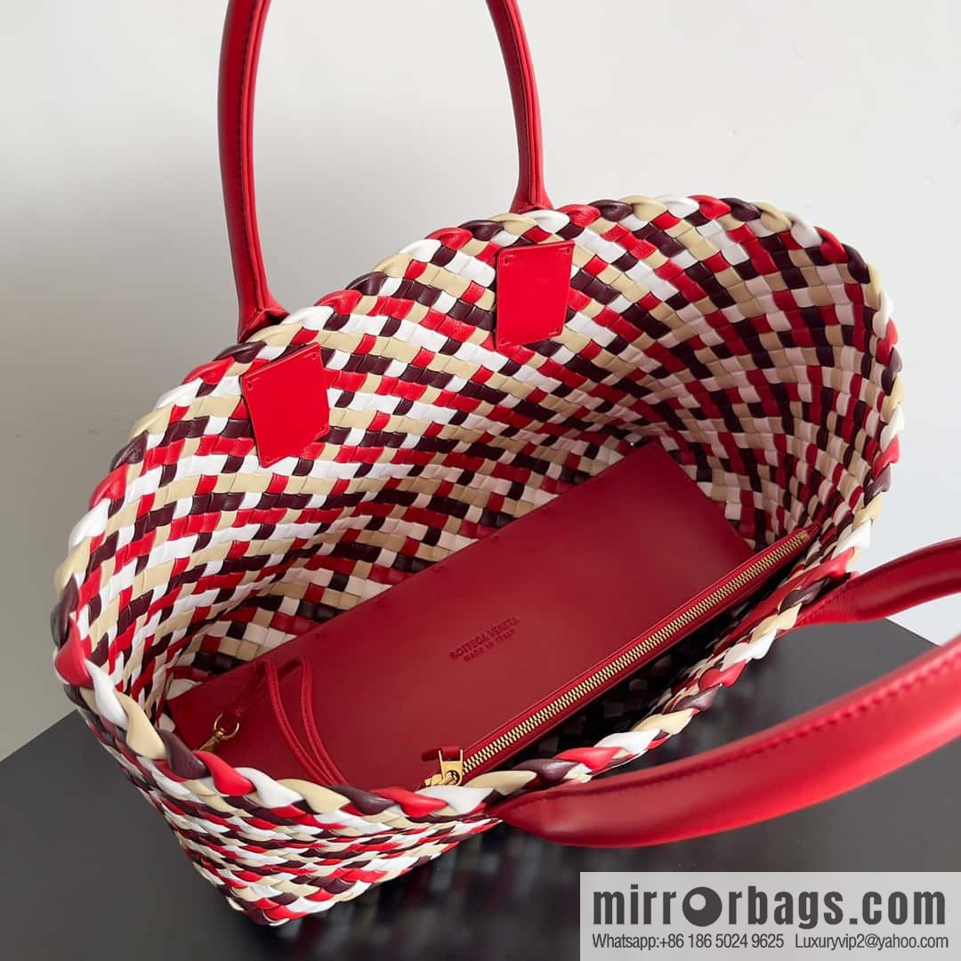 B new Cabat medium shopping bag Macaron color matching cabat basket model number: 730315