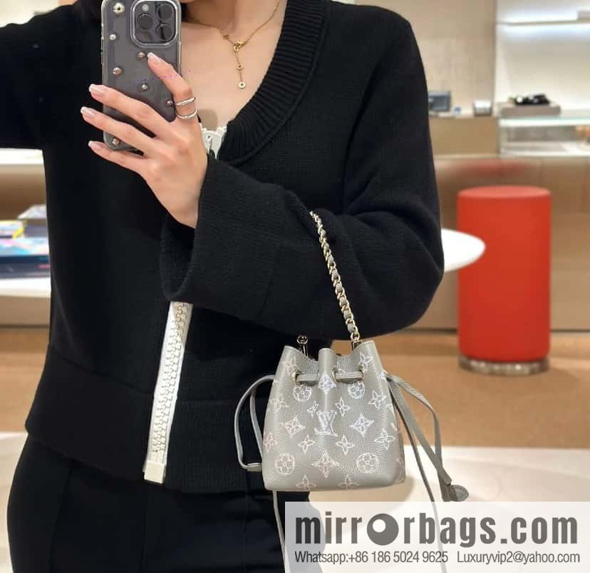 [Boutique‑grade] M82731 light gray, full leather mini bucket bag series Pico Bella bucket bag gray/gradual change (cut-out)