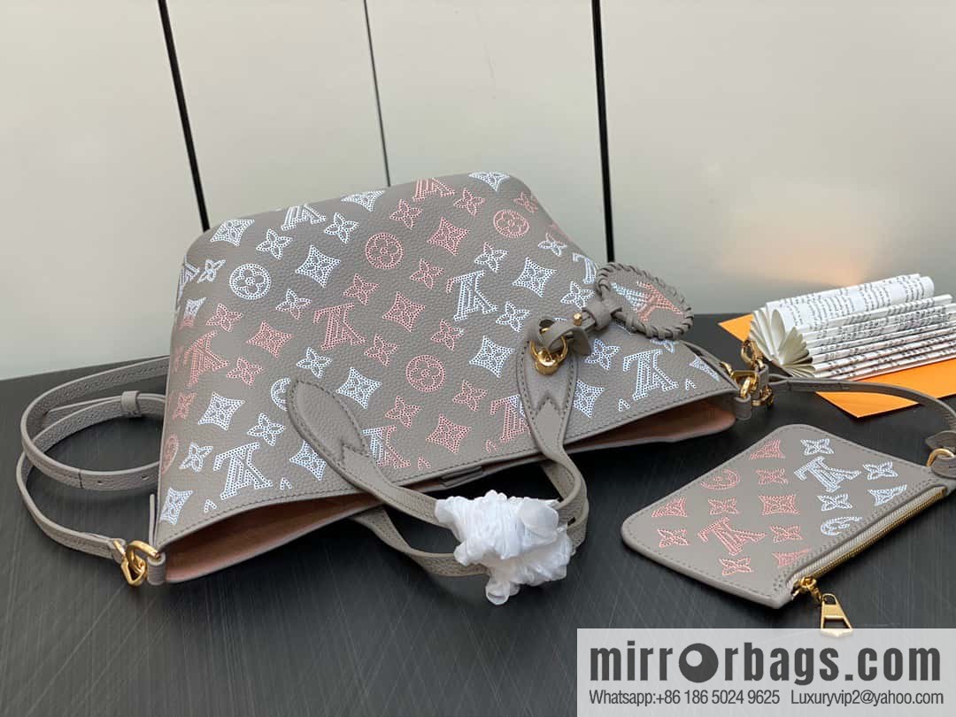 [Boutique‑grade] M23758 light gray, full leather bucket bag series Blossom small tote bag, gray gradual change (cut-out)
