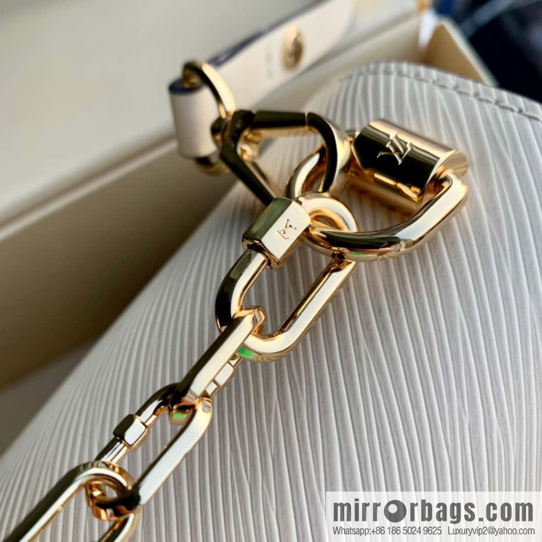 M21032 TWIST medium handbag