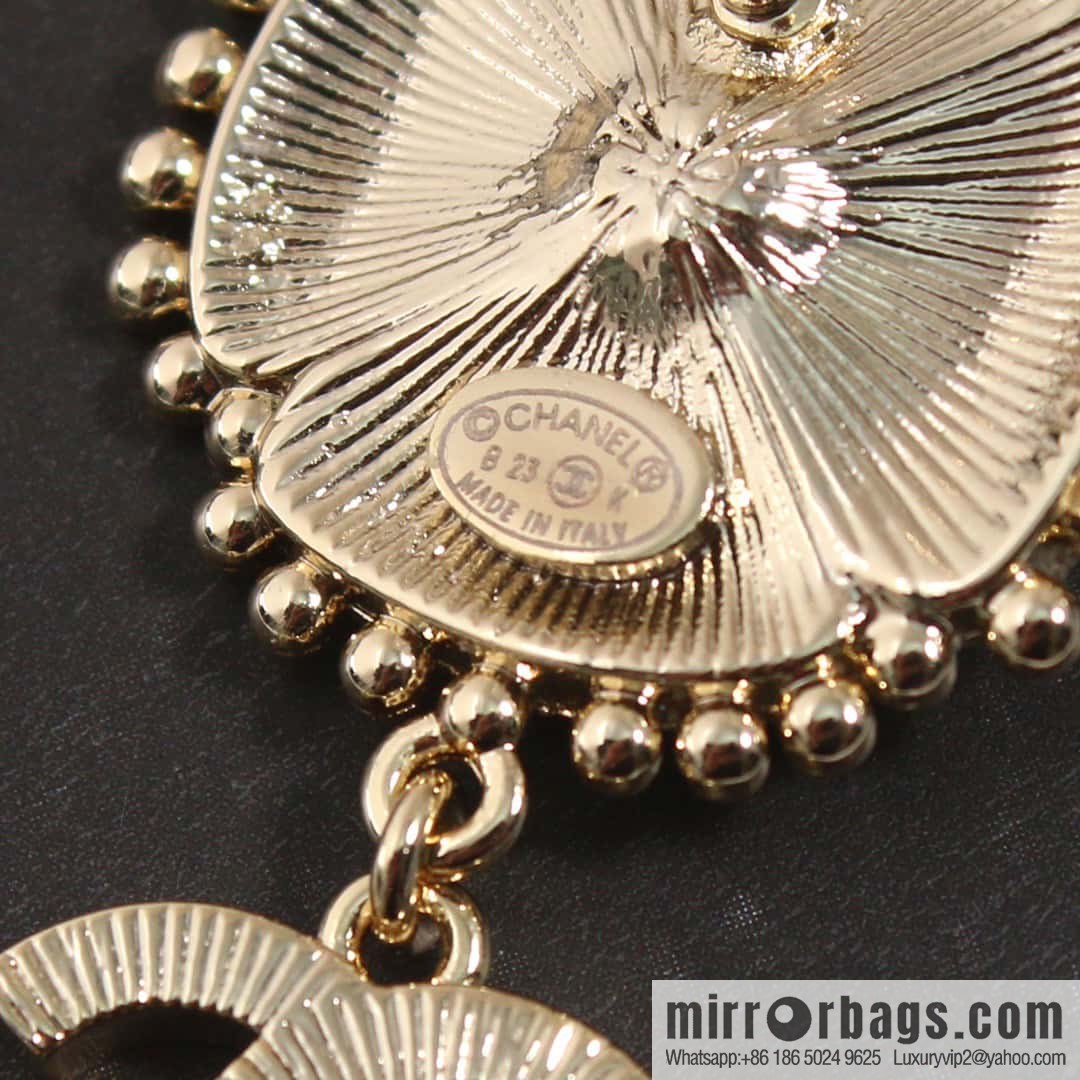 ☀️New ☑️ chanel c2 double c drop oil camellia stud earrings ☀️