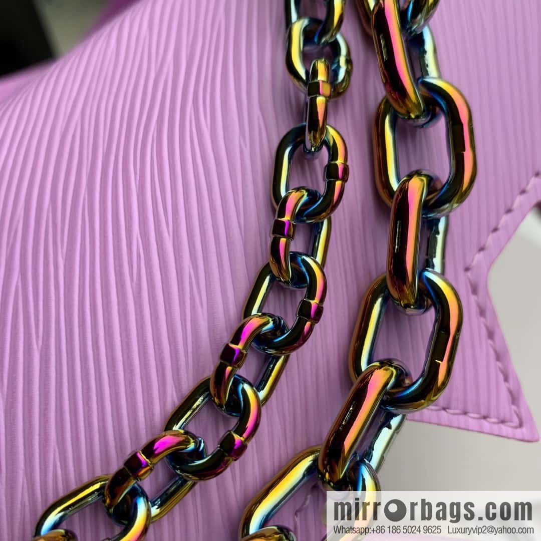 M22098 TWIST Small Handbag M22098 Purple Rose Red (50332 Rose Red Color Chain)