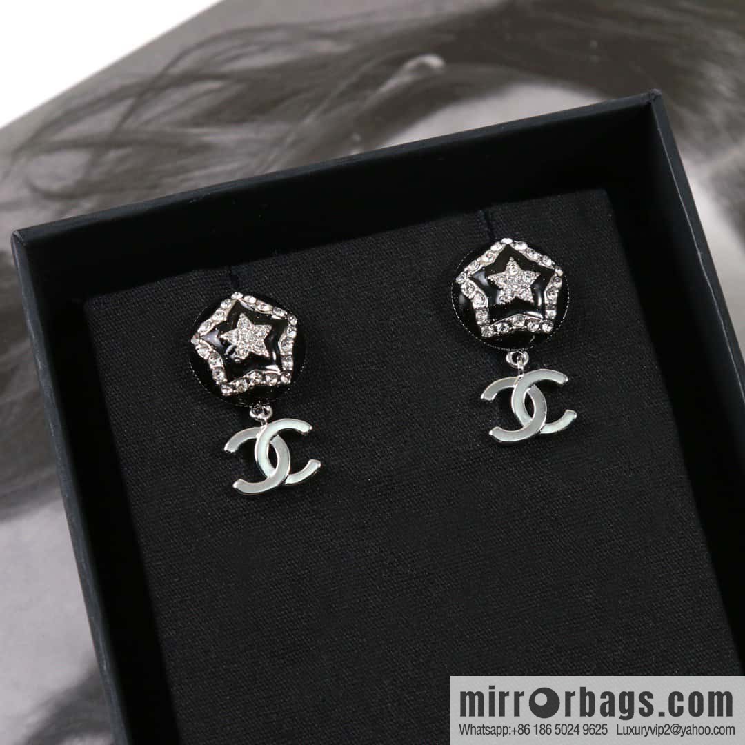 ☀️New ☑️ chanel c2 double c pentagram ⭐ star stud earrings ☀️