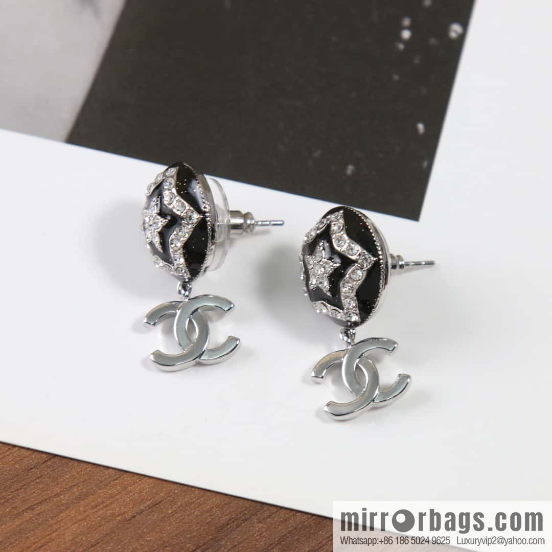 ☀️New ☑️ chanel c2 double c pentagram ⭐ star stud earrings ☀️