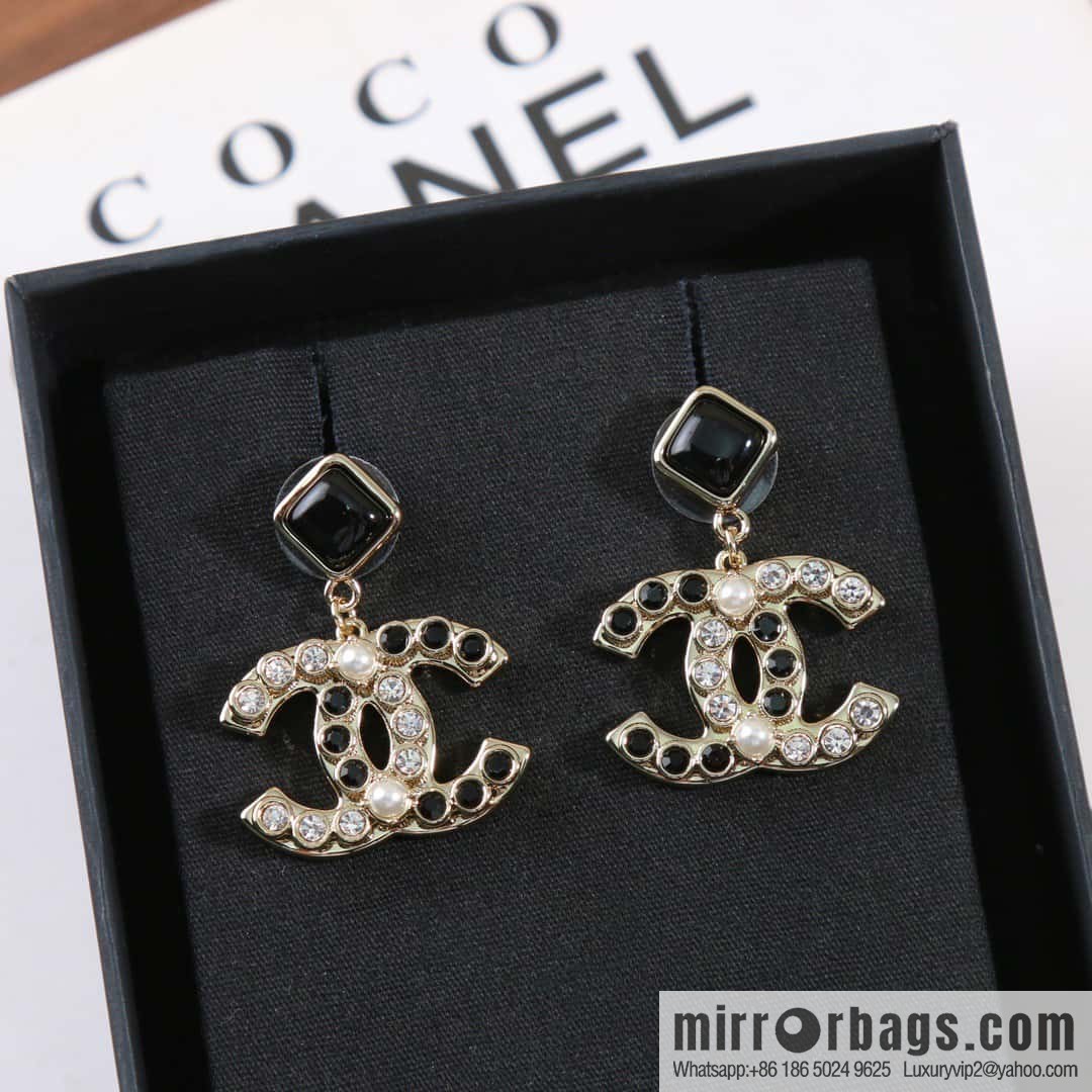 ☀️New ☑️ chanel c2 double c rhombus black diamond stud earrings ☀️