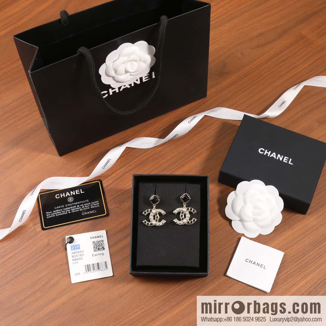 ☀️New ☑️ chanel c2 double c rhombus black diamond stud earrings ☀️