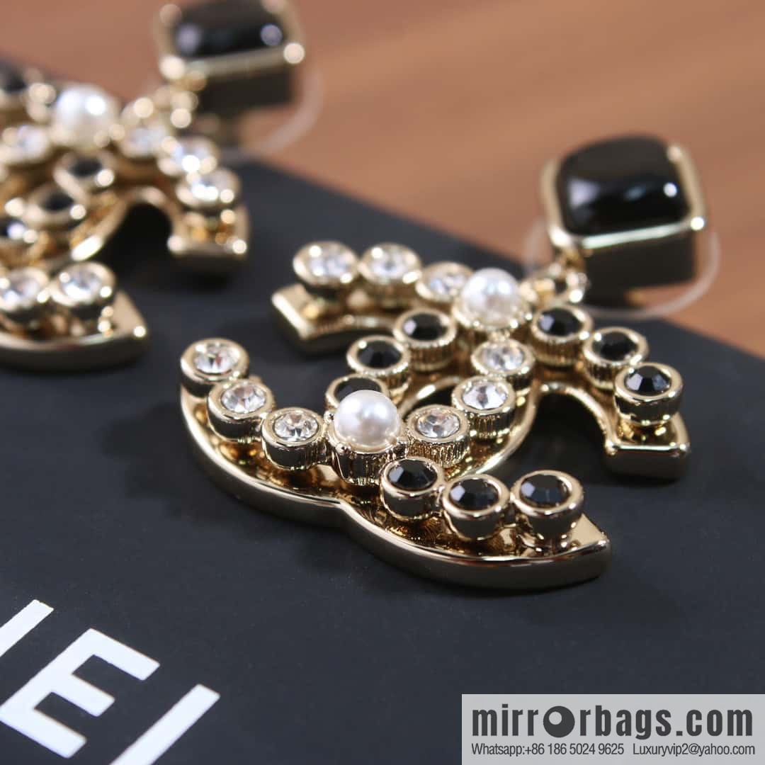 ☀️New ☑️ chanel c2 double c rhombus black diamond stud earrings ☀️