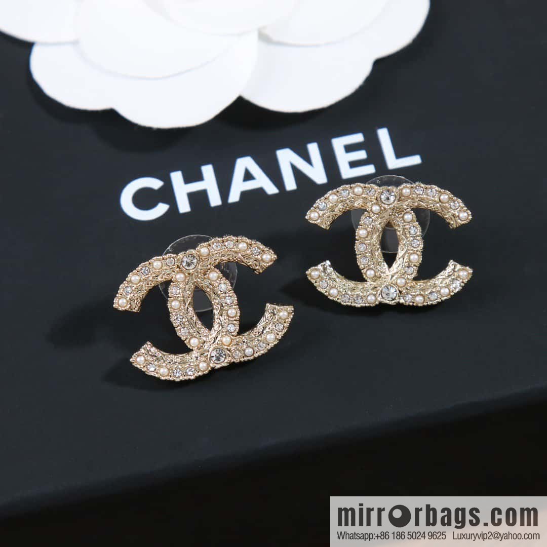 ☀️New ☑️ chanel c1 double c spacer diamond pearl stud earrings ☀️