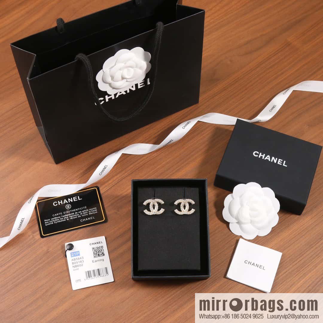 ☀️New ☑️ chanel c1 double c spacer diamond pearl stud earrings ☀️