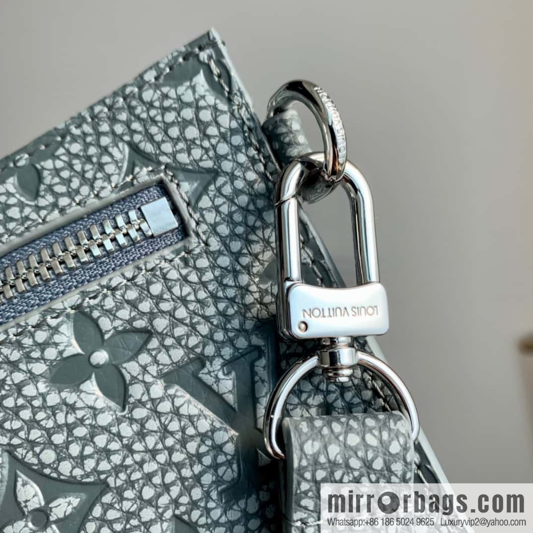 M81556 clutch bag 1934 Louis Vuitton Sac Tricot handbag