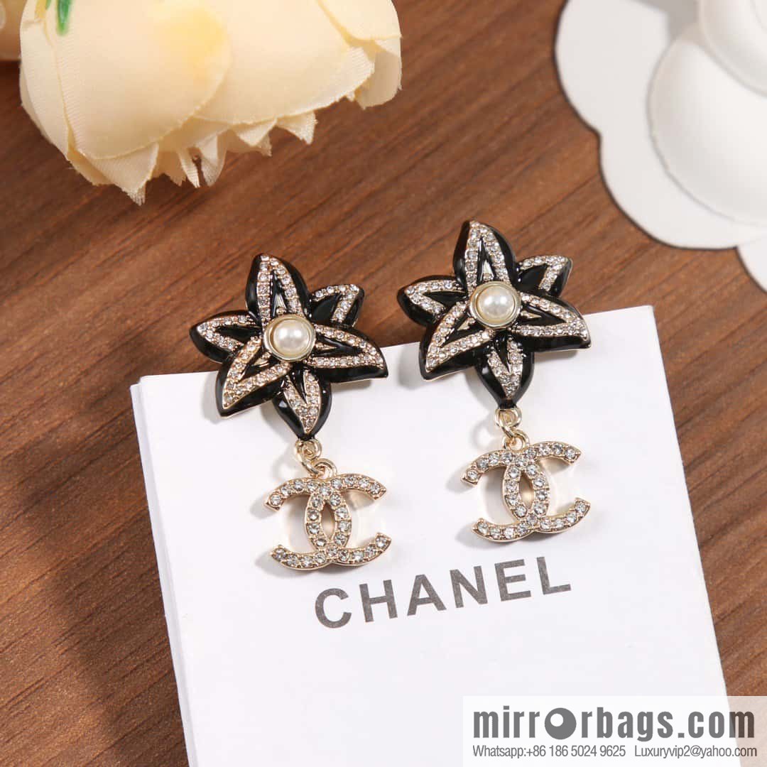 ☀️New ☑️ chanel c2 double c flower stud earrings ☀️
