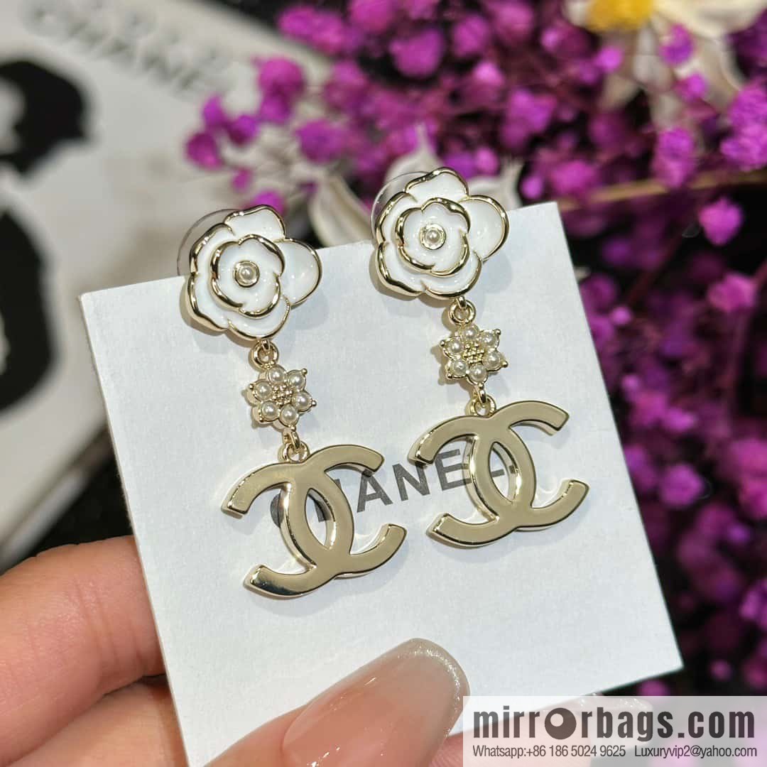 ☀️Original ☀️ new ☑️ Chanel c3 double c camellia earrings ☀️