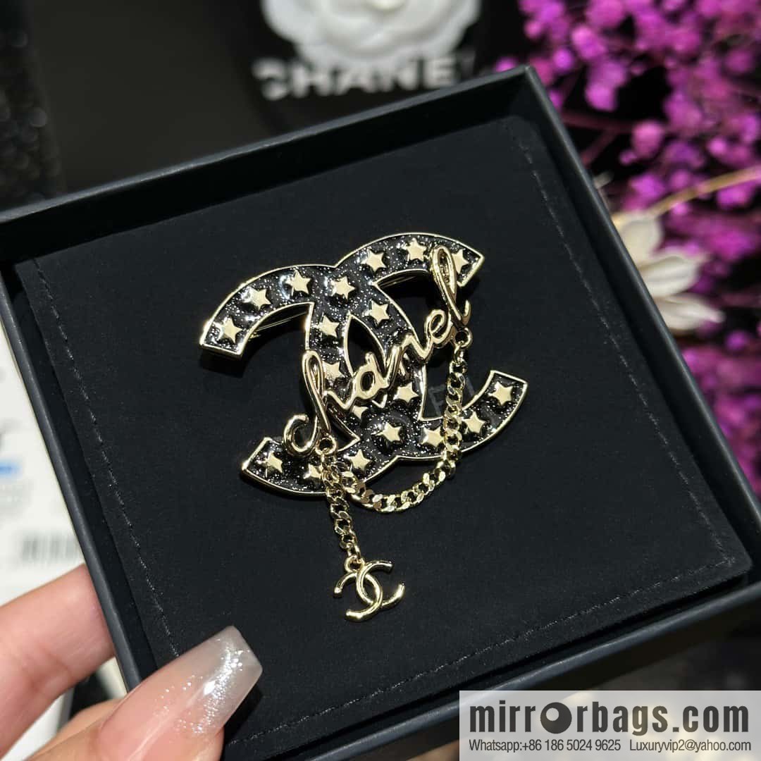☀️New ☑️ Chanel Double C Fringe Brooch ☀️