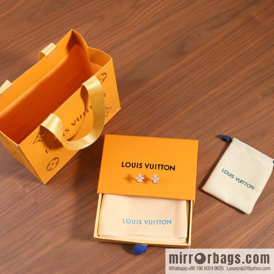 Louis Vuitton Blossom Collection, Four Leaf Clover Earrings