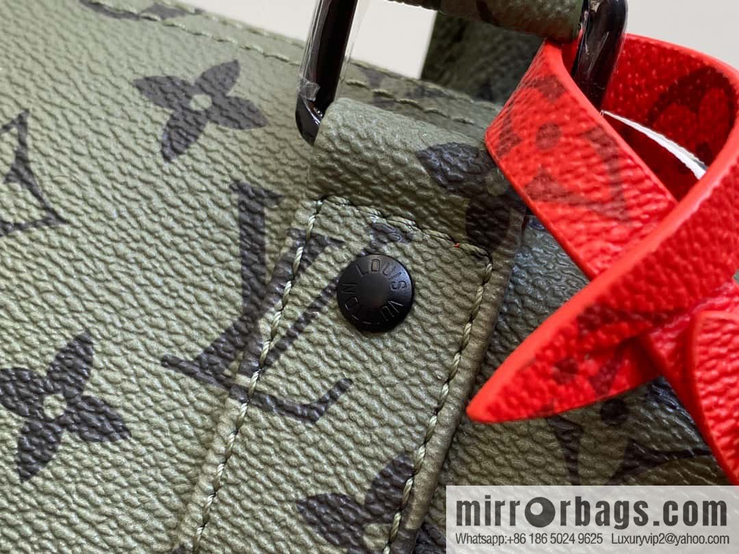 [Boutique‑grade] M23963 green silk screen, travel bag series, this Keepall Bandoulière 55 travel bag