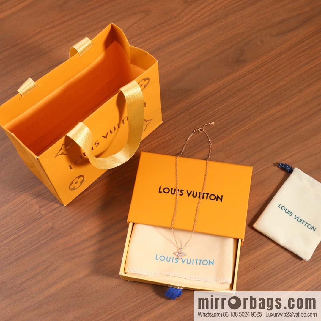 Louis Vuitton Blossom Collection, Four Leaf Clover Necklace