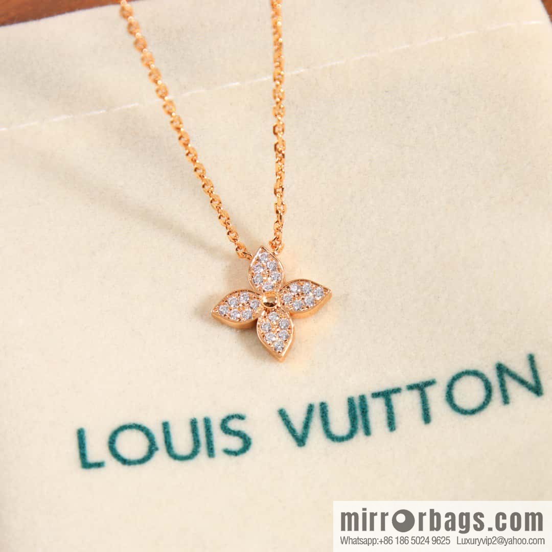 Louis Vuitton Blossom Collection, Four Leaf Clover Necklace
