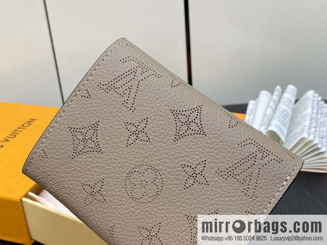 [Premium‑quality] M62542 gray, full leather flip wallet series IRIS COMPACT wallet