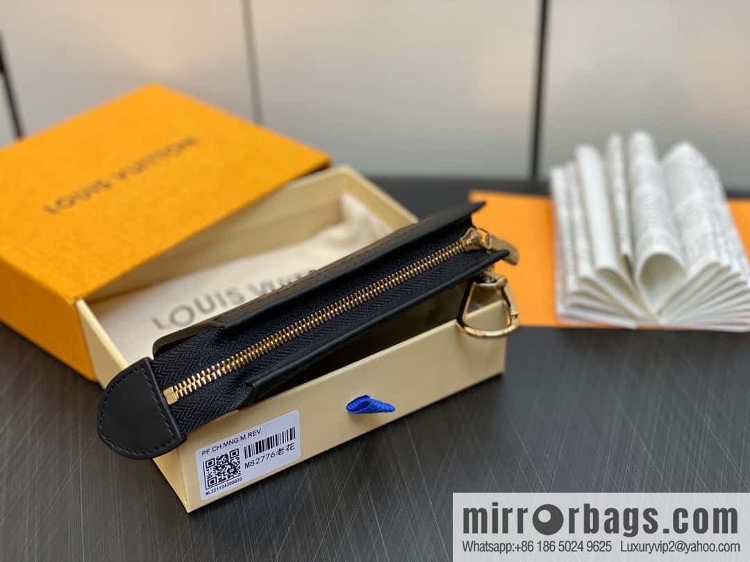 [Premium‑quality] M82776 monogram key bag wallet series, autumn and winter new VOYAGE key bag
