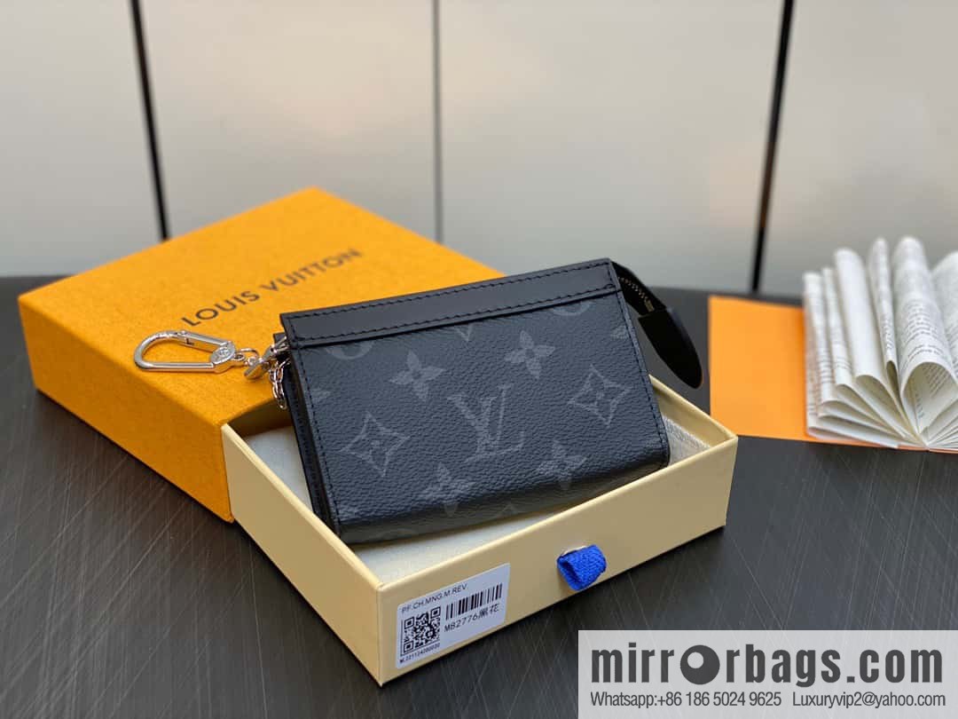 [Boutique‑grade] M82776 black flower, key bag wallet series, new VOYAGE key bag in autumn and winter
