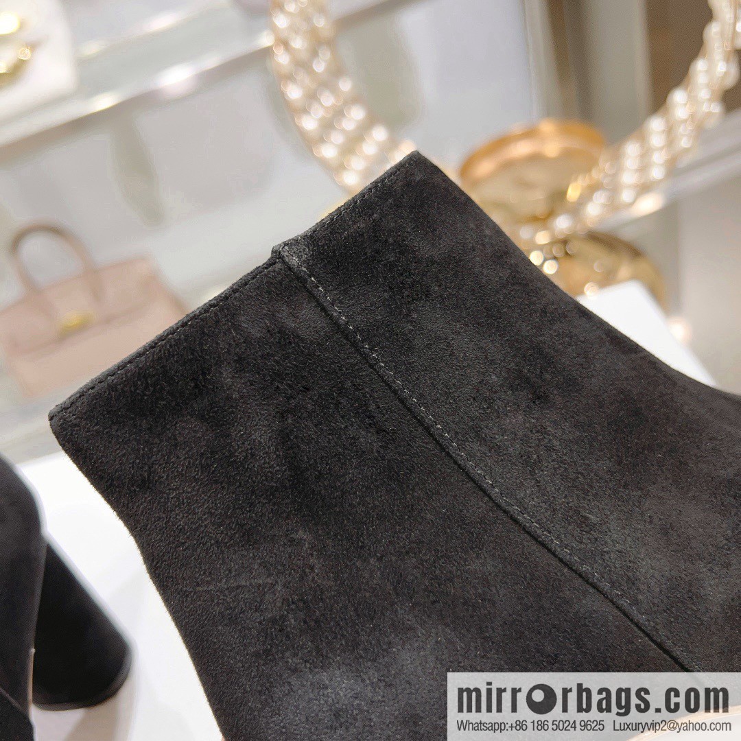 🐰🐰Dior, new bare boots on new models🌟