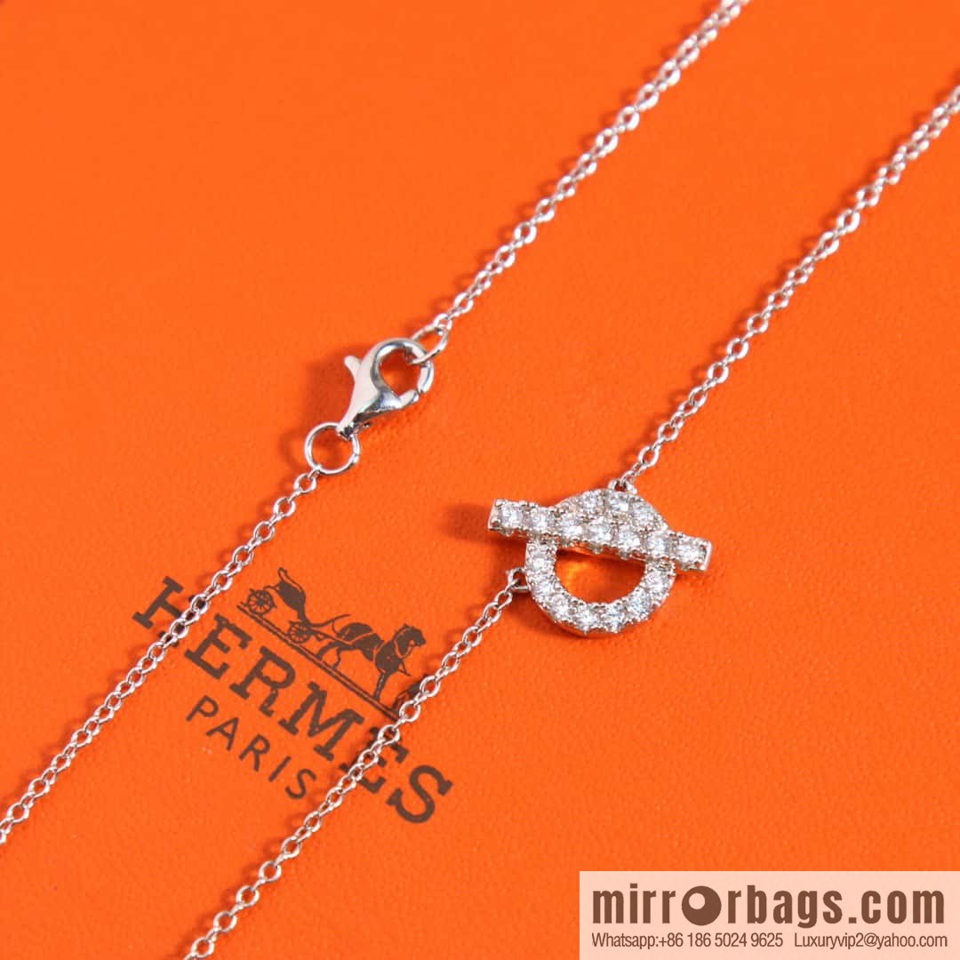 New, Hermès HERMES full diamond OT stud earrings, necklaces.