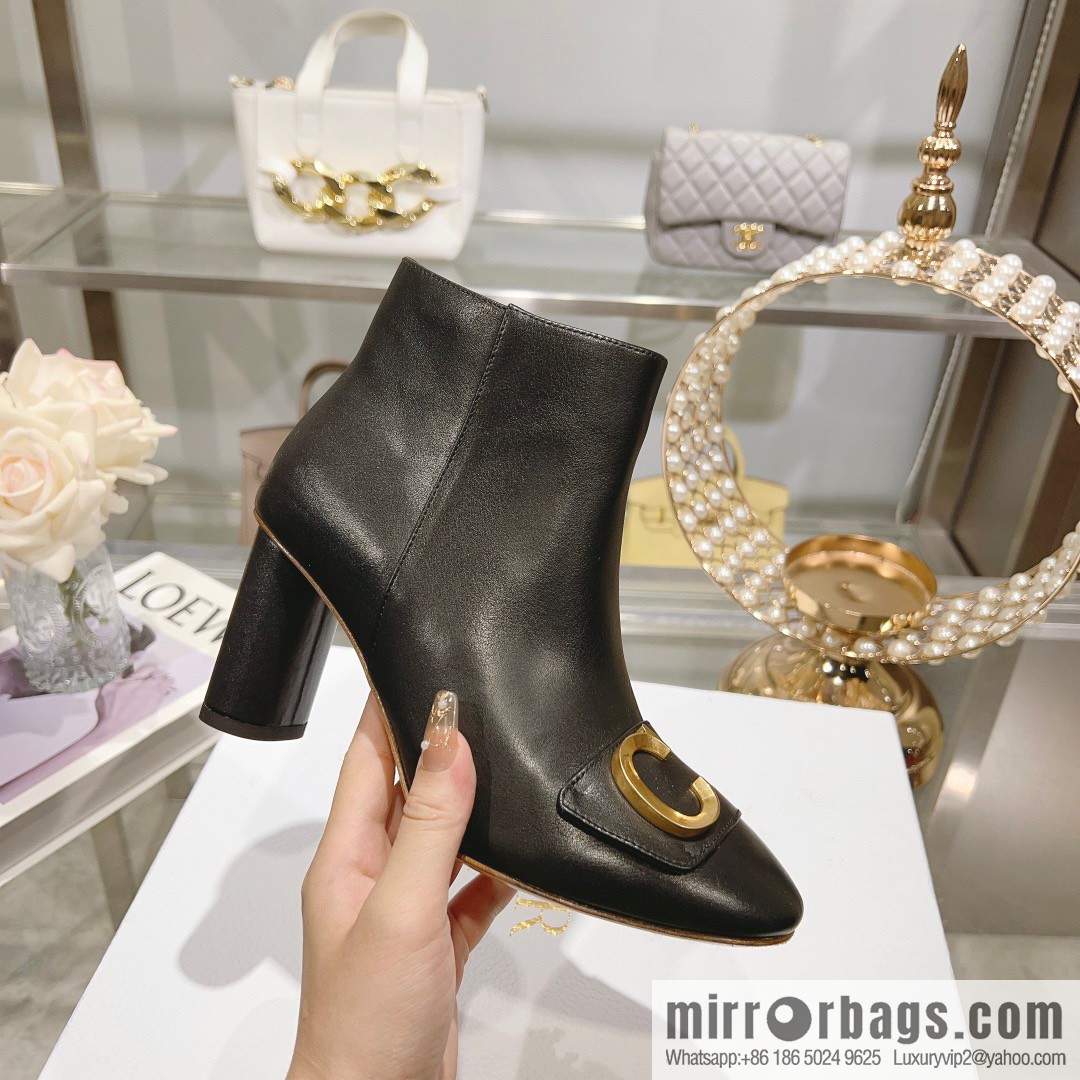 🐰🐰Dior, new bare boots on new models🌟