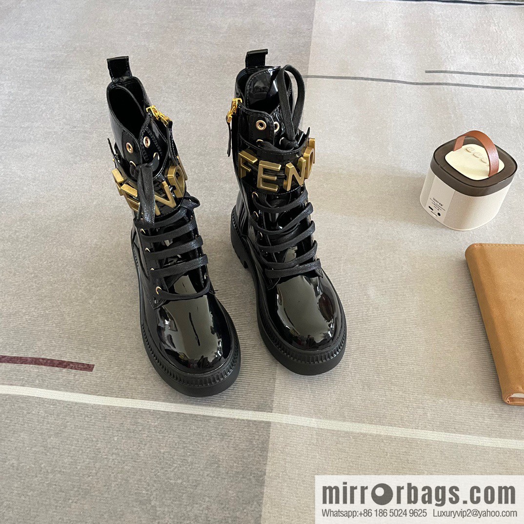 🐰🐰FENDI Fendi 2023 Fendi Graphy series autumn and winter catwalk Martin boots Xiaohongshu recommends autumn and winter Martin boots