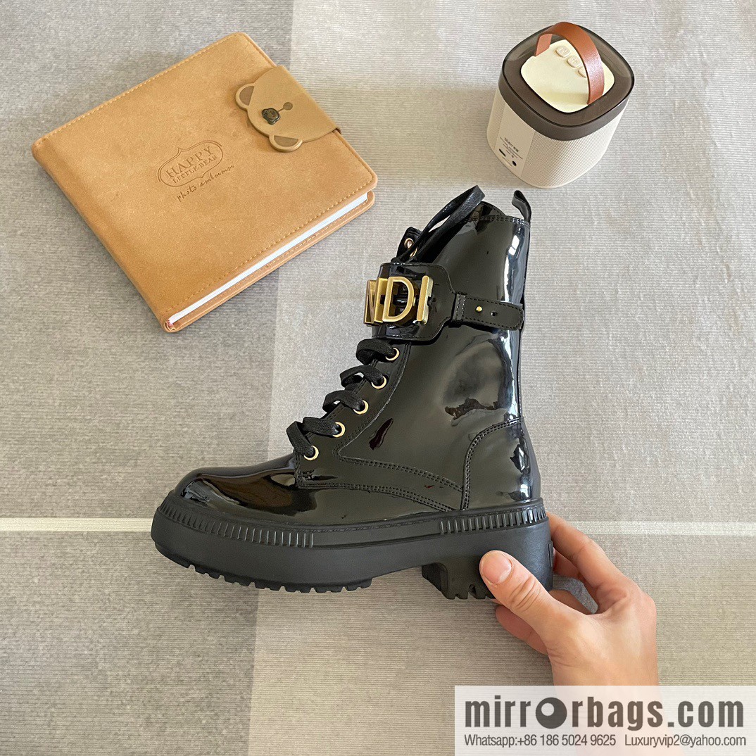 🐰🐰FENDI Fendi 2023 Fendi Graphy series autumn and winter catwalk Martin boots Xiaohongshu recommends autumn and winter Martin boots