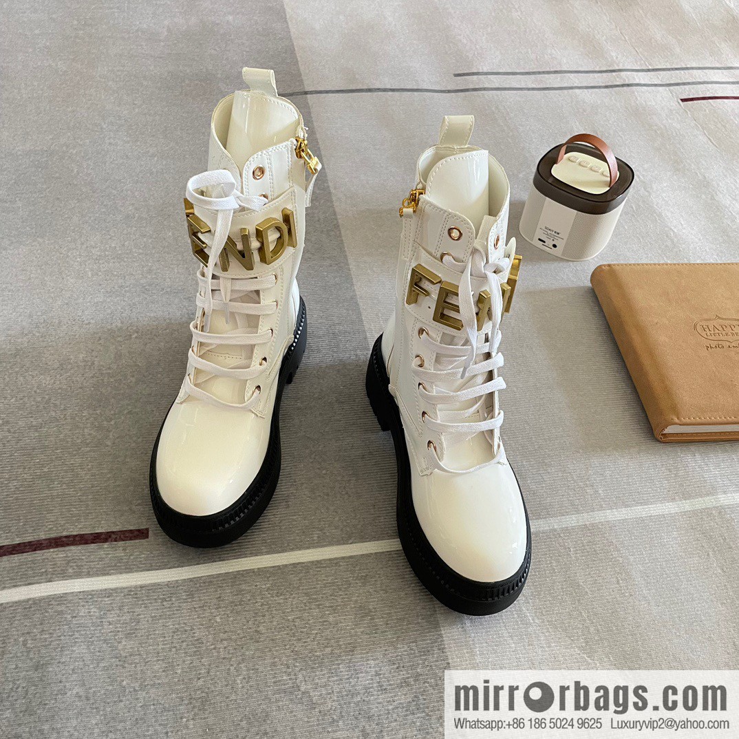 🐰🐰FENDI Fendi 2023 Fendi Graphy series autumn and winter catwalk Martin boots Xiaohongshu recommends autumn and winter Martin boots