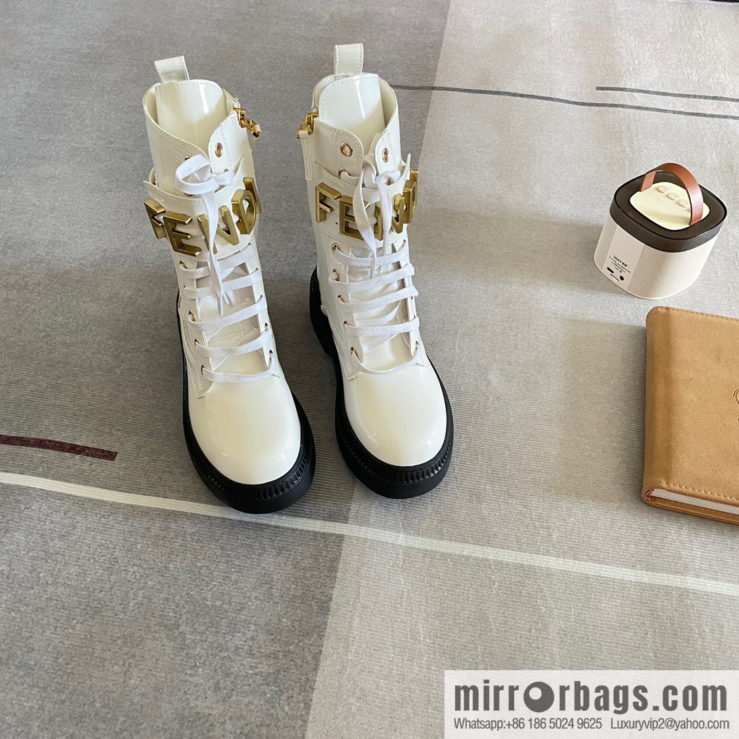 🐰🐰FENDI Fendi 2023 Fendi Graphy series autumn and winter catwalk Martin boots Xiaohongshu recommends autumn and winter Martin boots