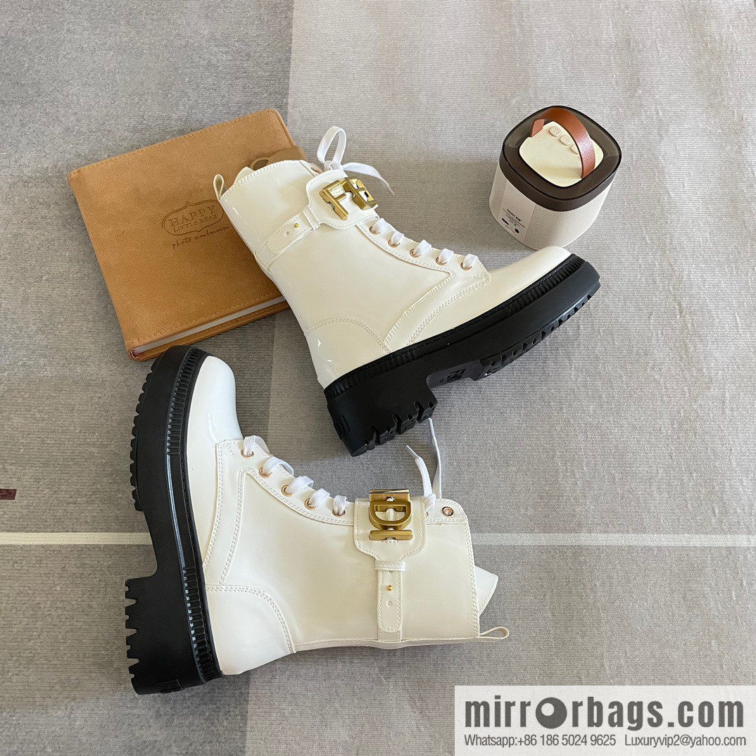 🐰🐰FENDI Fendi 2023 Fendi Graphy series autumn and winter catwalk Martin boots Xiaohongshu recommends autumn and winter Martin boots