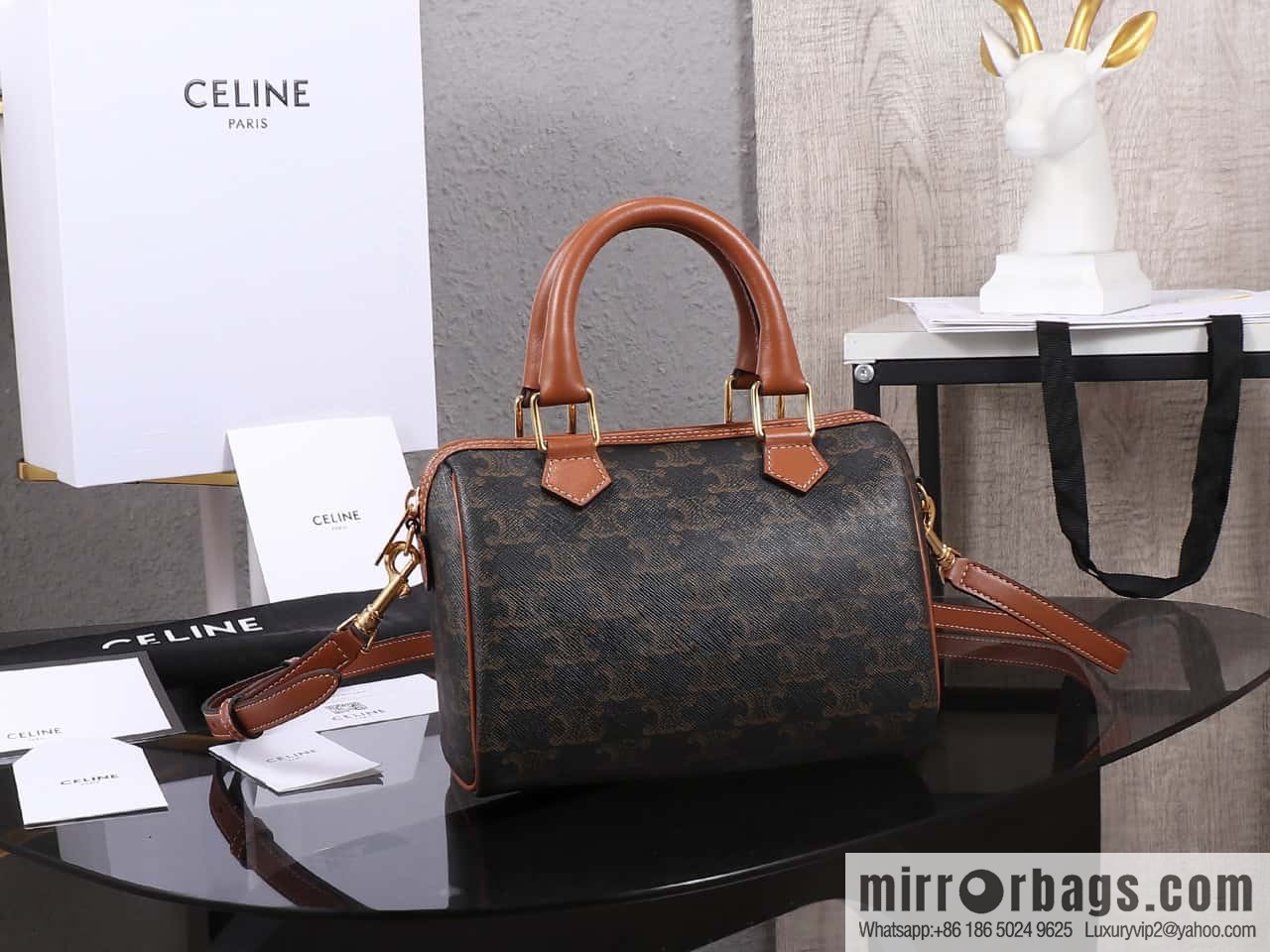 [Premium quality, all-steel hardware] Small logo printed cow leather (fabric) Boston bag, tan 113772 Number: 197588