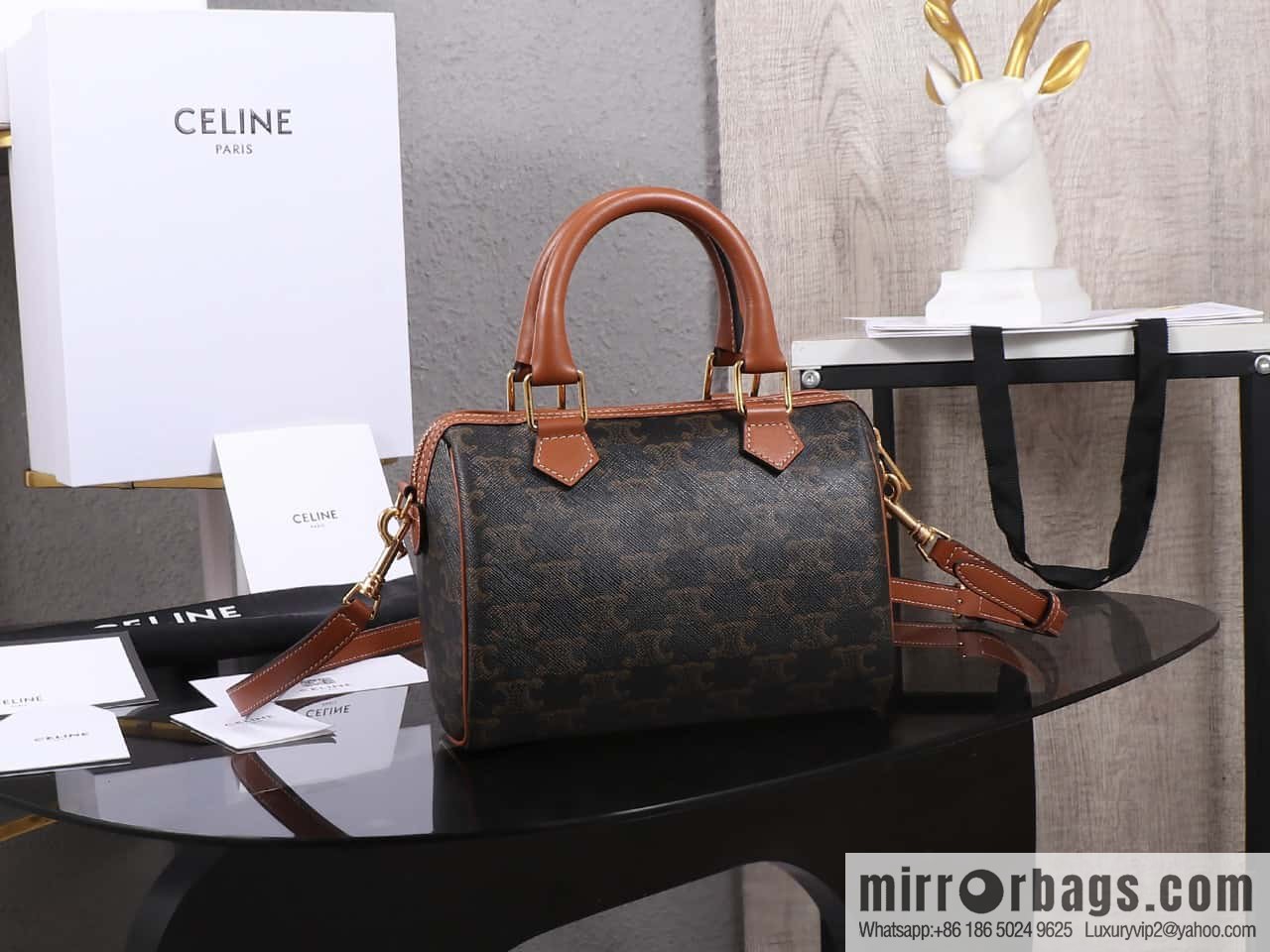 [Premium quality, all-steel hardware] Small logo printed cow leather (fabric) Boston bag, tan 113772 Number: 197588