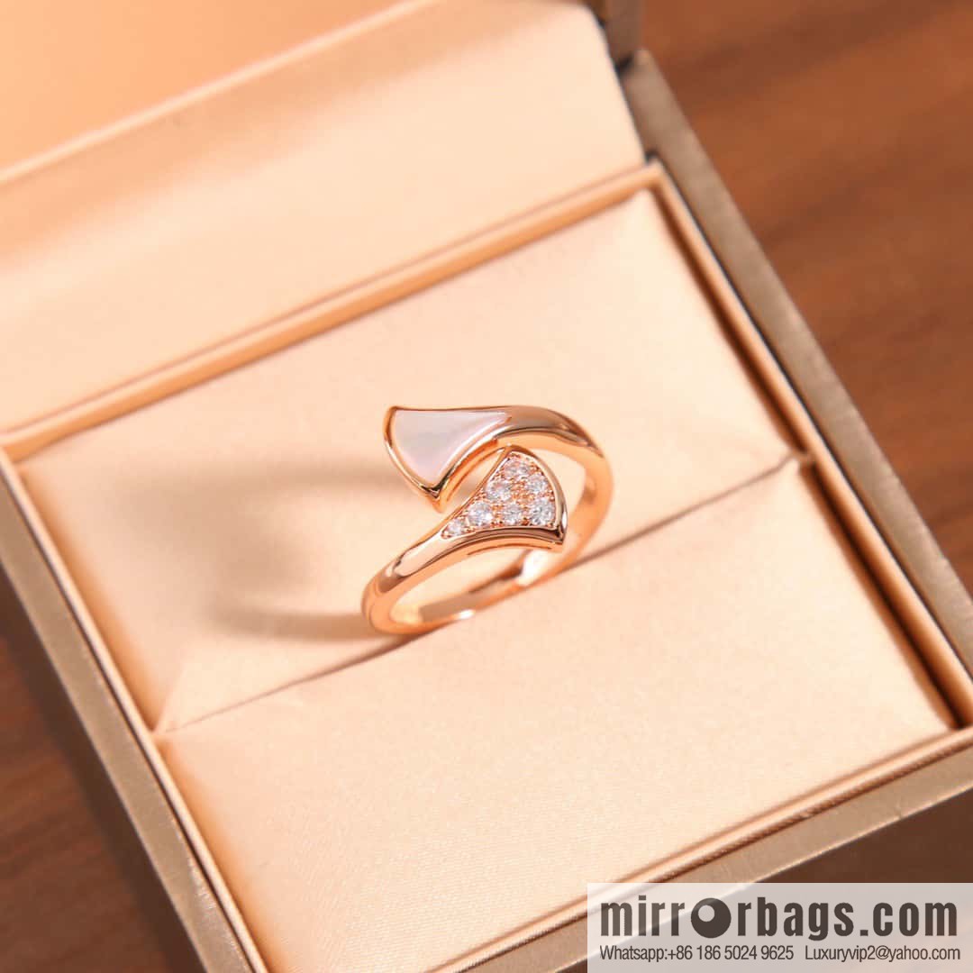 BVLGARI DIVAS 'DREAM Fan Ring ☀️