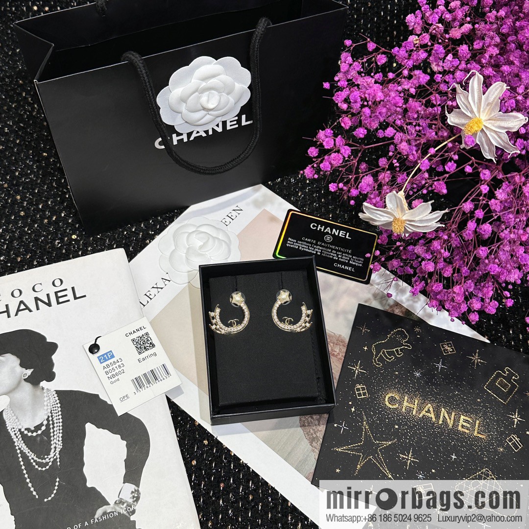 ☀️New ☑️ Chanel double C pentagram ⭐ star stud earrings ☀️