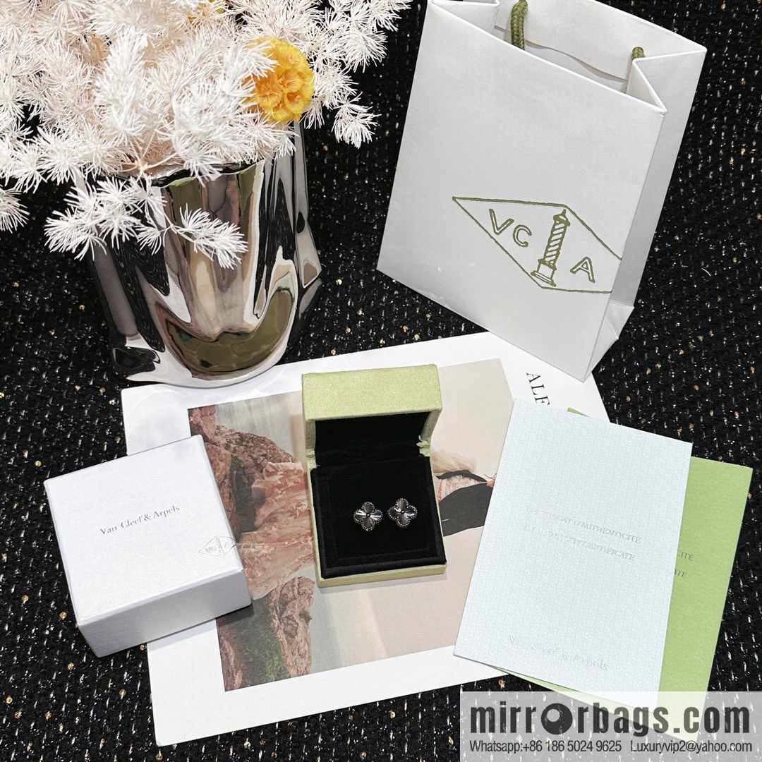 ☀️Van Cleef & Arpels Laser Gun Black Clover Earrings Earrings ☀