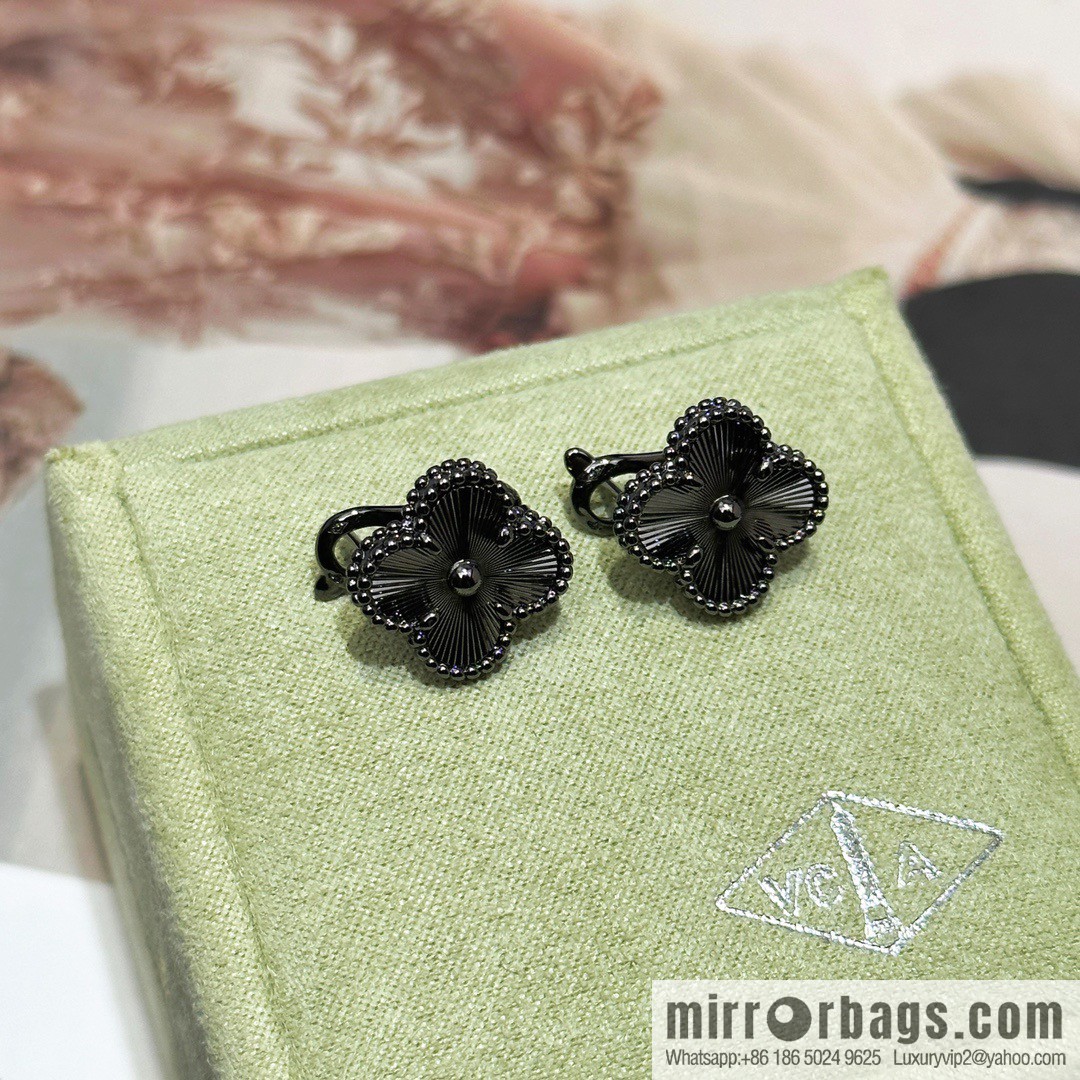 ☀️Van Cleef & Arpels Laser Gun Black Clover Earrings Earrings ☀
