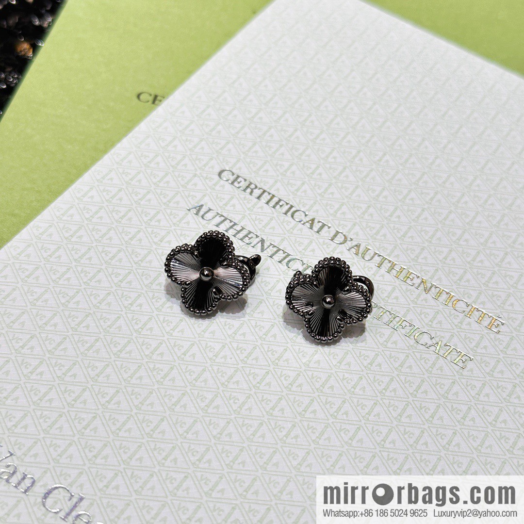 ☀️Van Cleef & Arpels Laser Gun Black Clover Earrings Earrings ☀