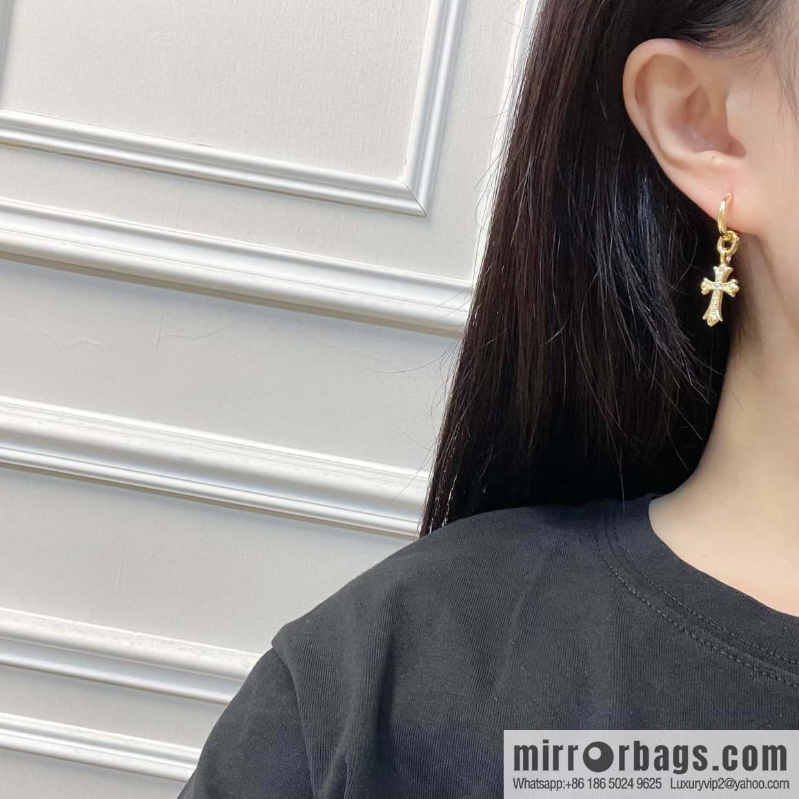 ☀New Croce Heart Gold Cross Flower Earrings with Diamonds ☀