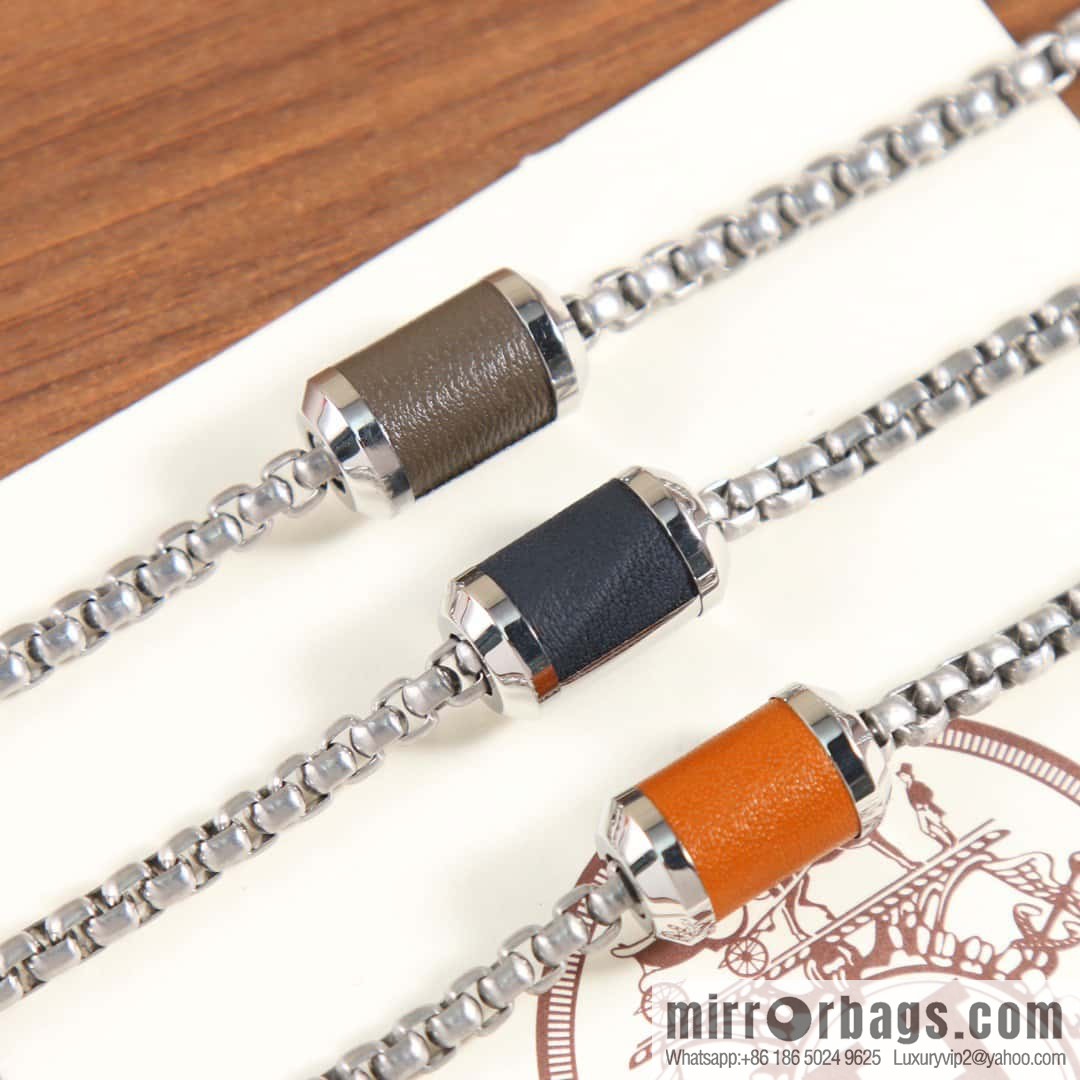 Hermès necklace, bracelet HERMES meli-melo horn ring necklace