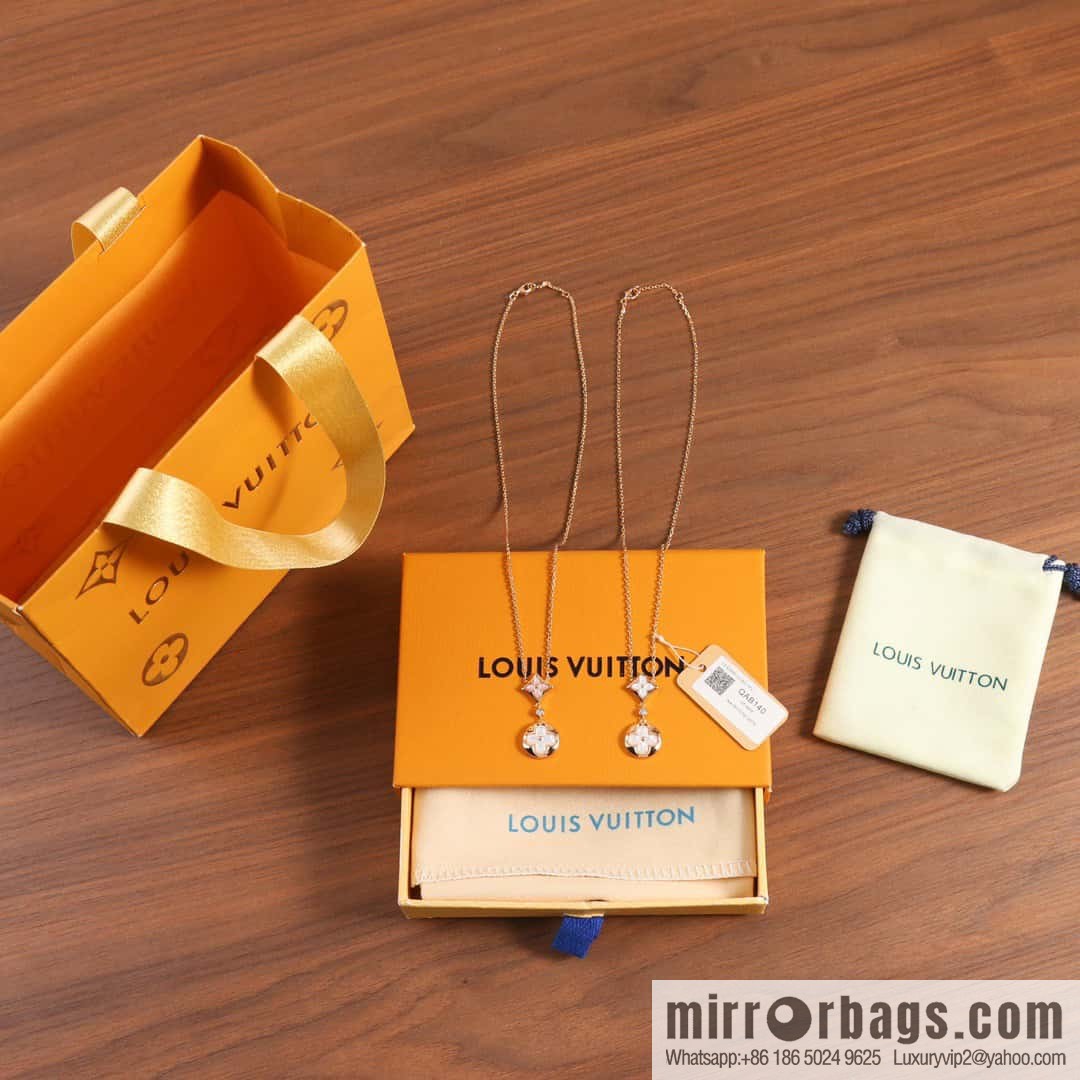 ❗️New ❗️ Q94355 ☀ Louis Vuitton LV COLOR BLOSSOM rhombus shell necklace