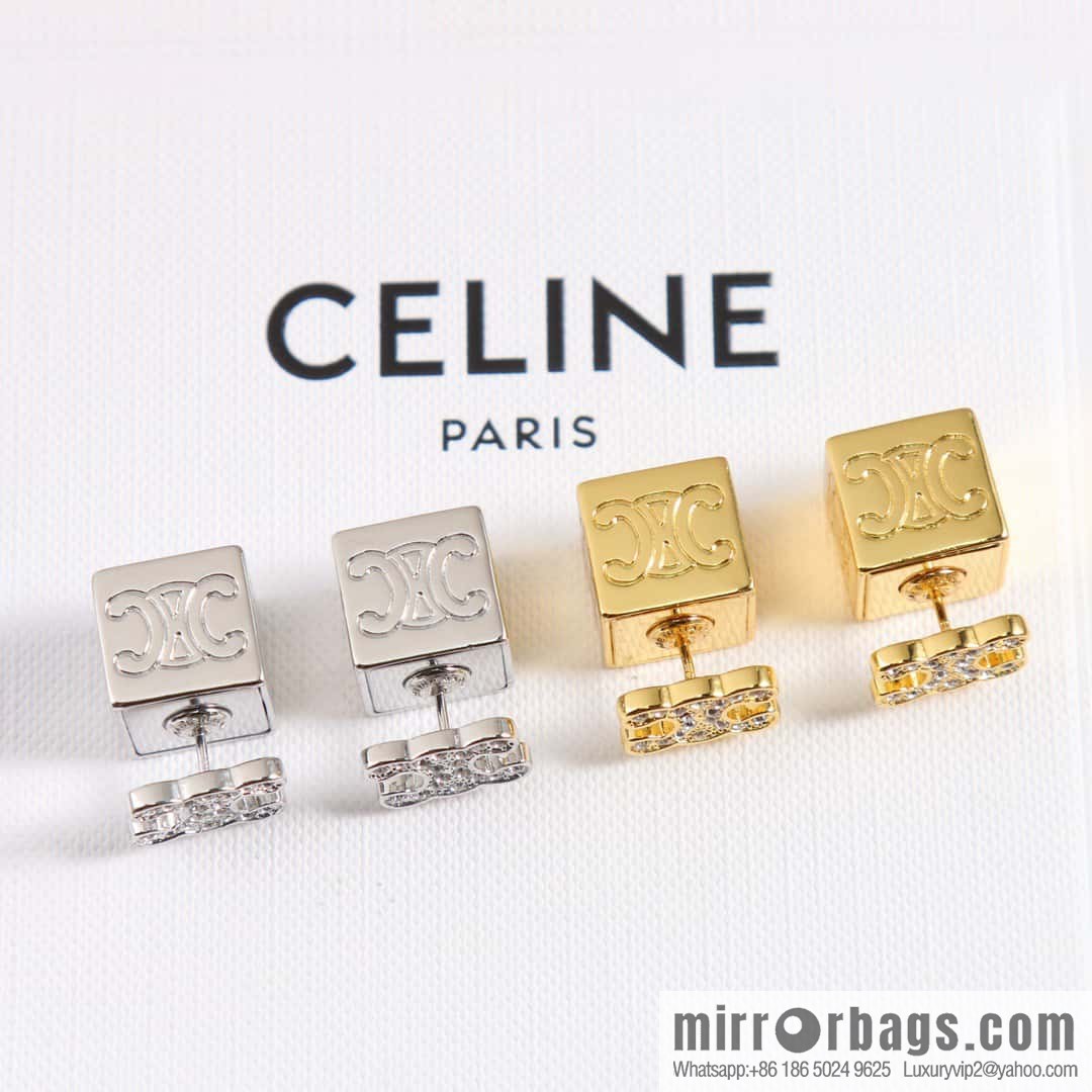 ❗️New ❗️ ☀️ New ☑️ Celine Celine dice stud earrings ☀️