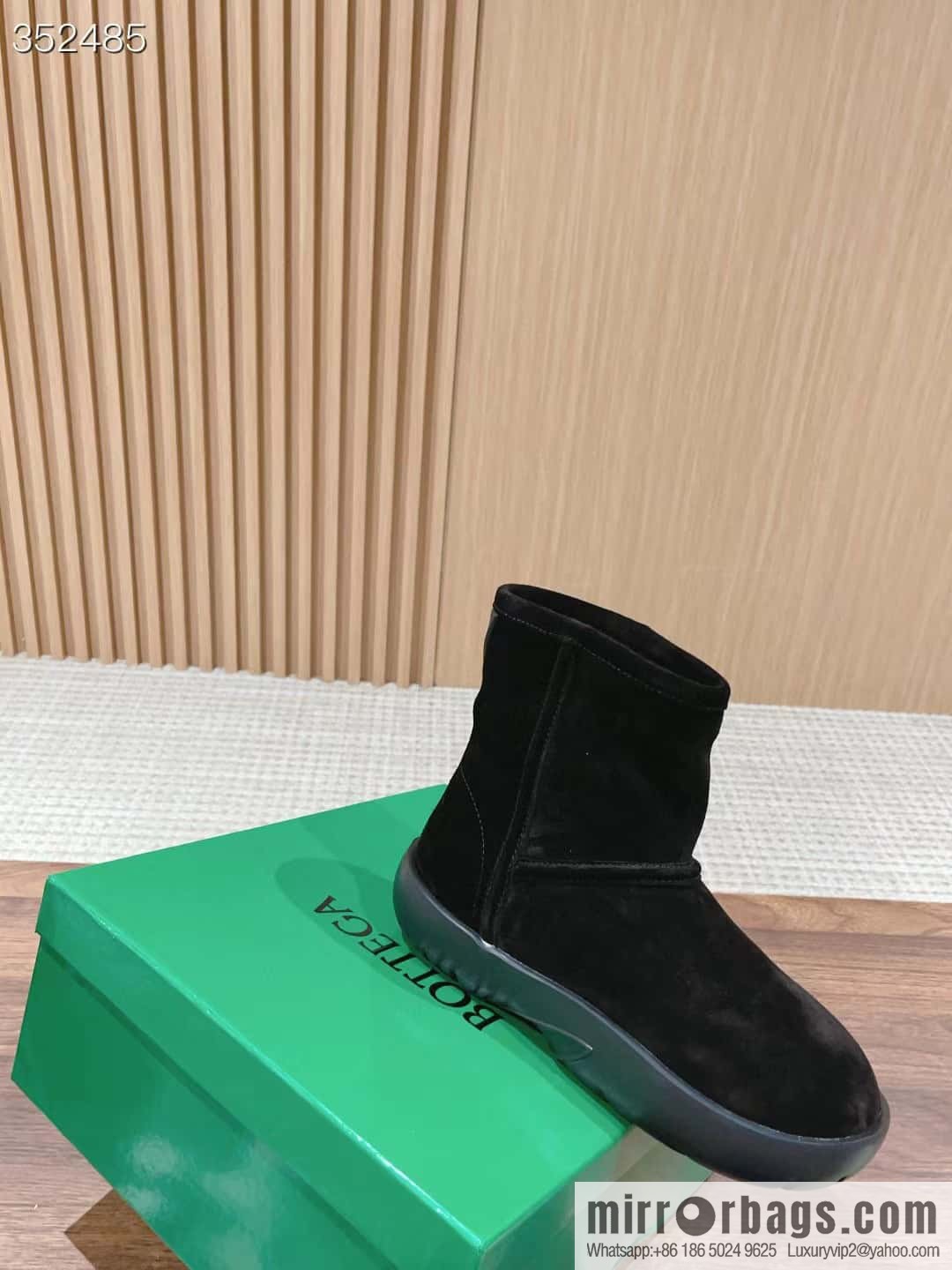๐ฐ๐ฐ๐๐จ๐ญ๐ญ๐๐ ๐ ๐๐๐ง๐๐ญ๐ BV autumn and winter new round head simple snow boots fluffy short boots
