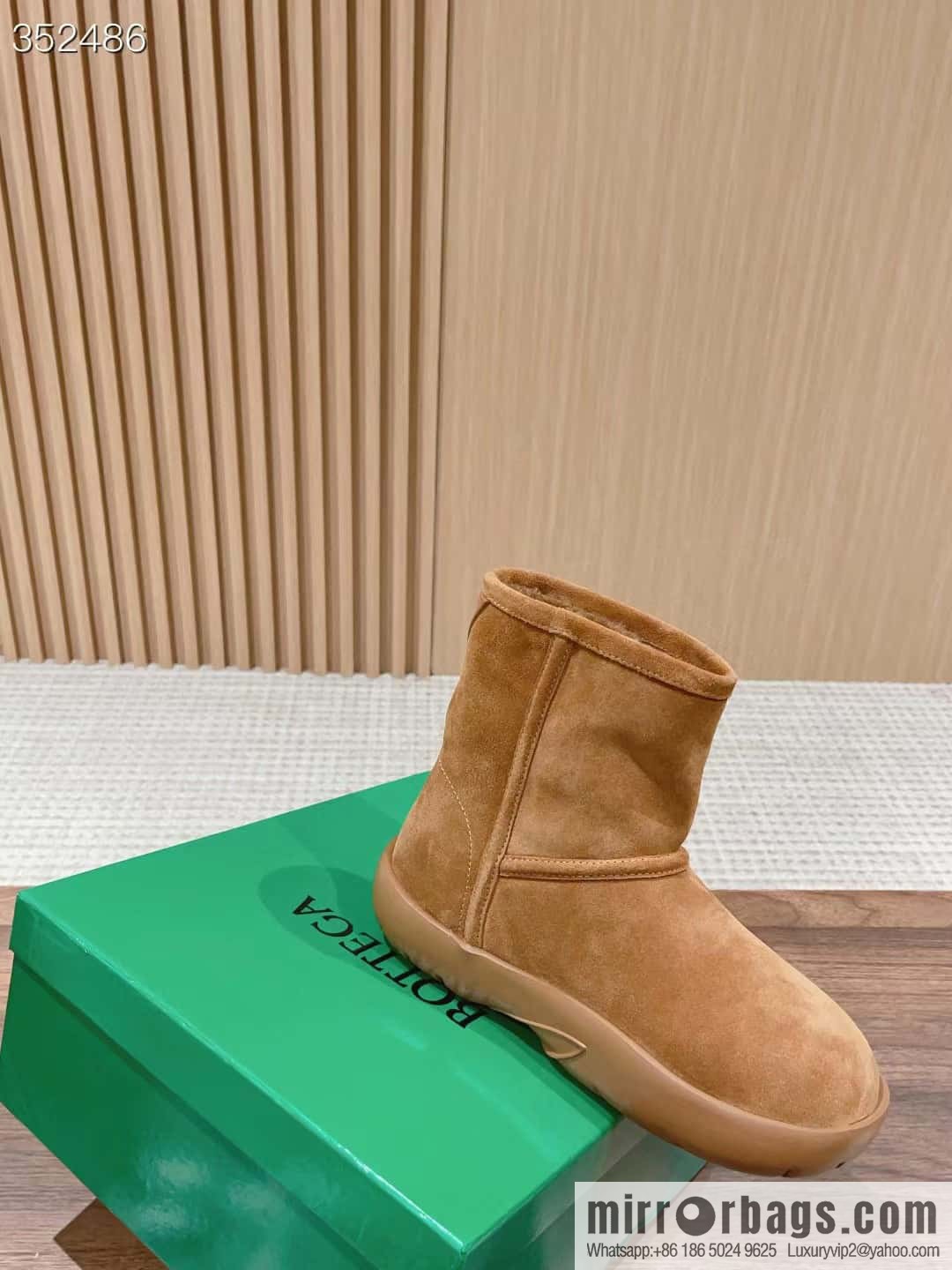 ๐ฐ๐ฐ๐๐จ๐ญ๐ญ๐๐ ๐ ๐๐๐ง๐๐ญ๐ BV autumn and winter new round head simple snow boots fluffy short boots