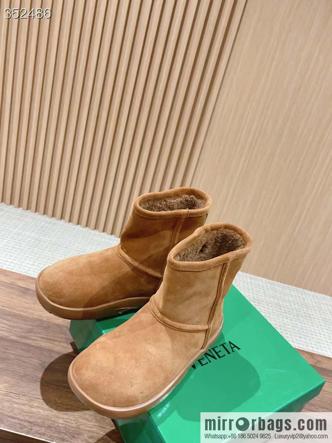 ๐ฐ๐ฐ๐๐จ๐ญ๐ญ๐๐ ๐ ๐๐๐ง๐๐ญ๐ BV autumn and winter new round head simple snow boots fluffy short boots