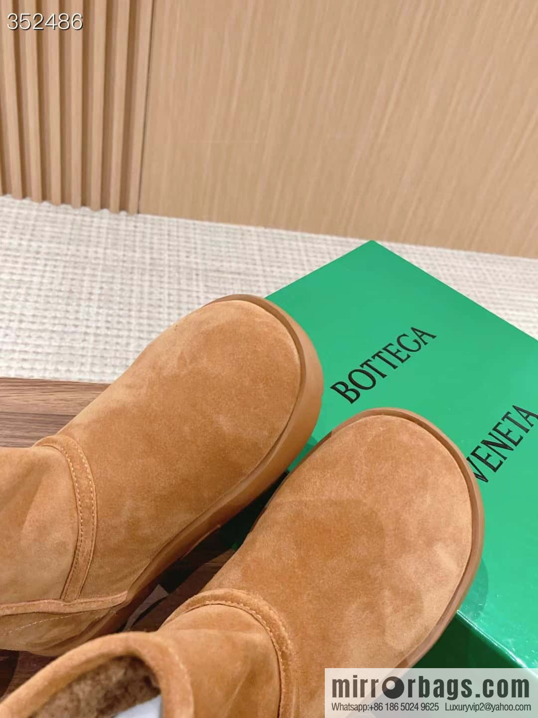 ๐ฐ๐ฐ๐๐จ๐ญ๐ญ๐๐ ๐ ๐๐๐ง๐๐ญ๐ BV autumn and winter new round head simple snow boots fluffy short boots
