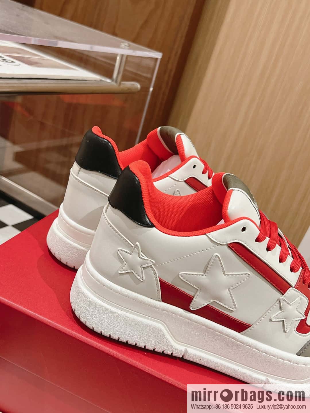 🐰🐰Valentino 2023 early autumn new star shoes Wang Hedi Ren Jialun star the same style